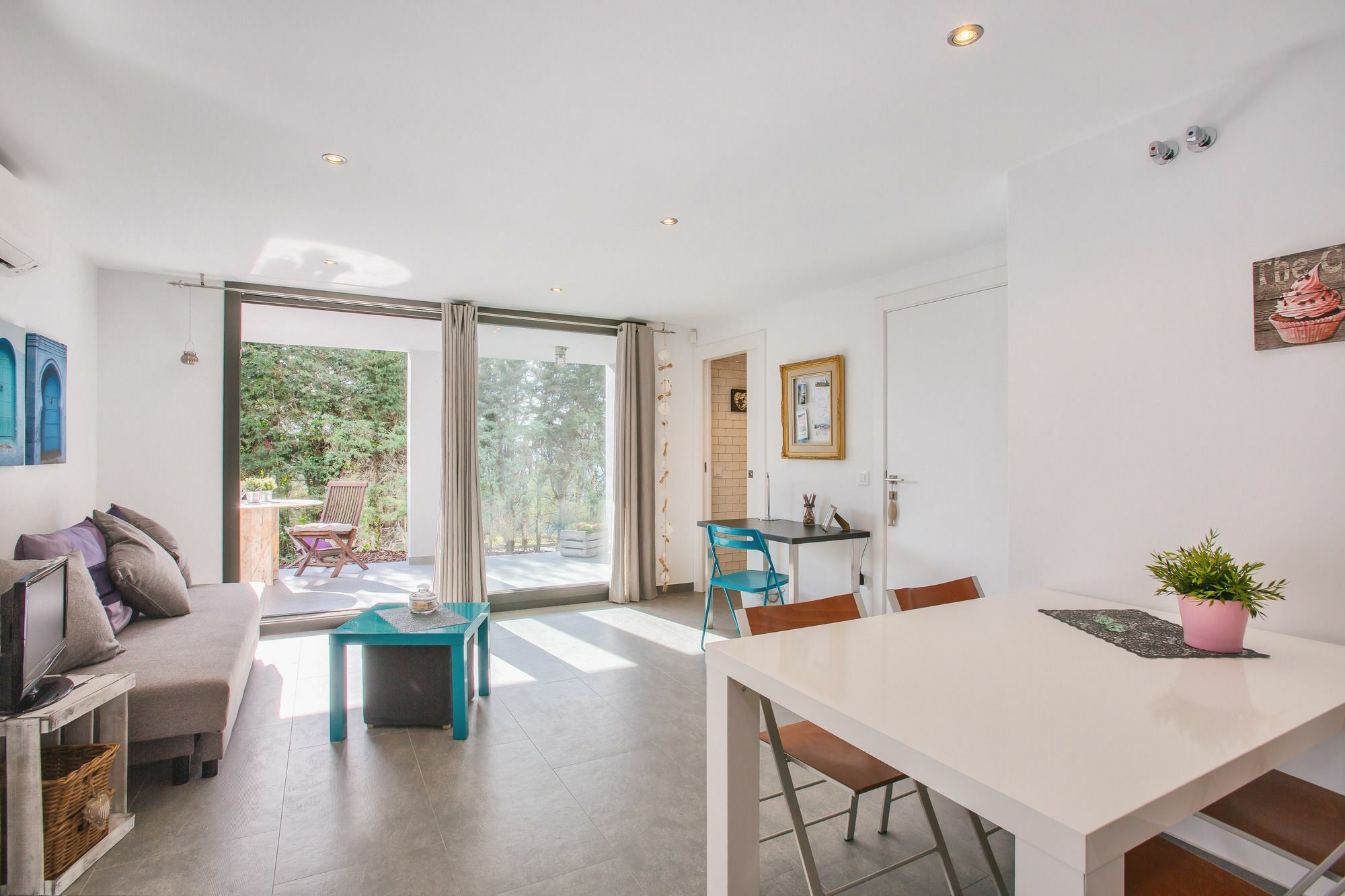 Flateli Montjuic Apartment Херона Екстериор снимка